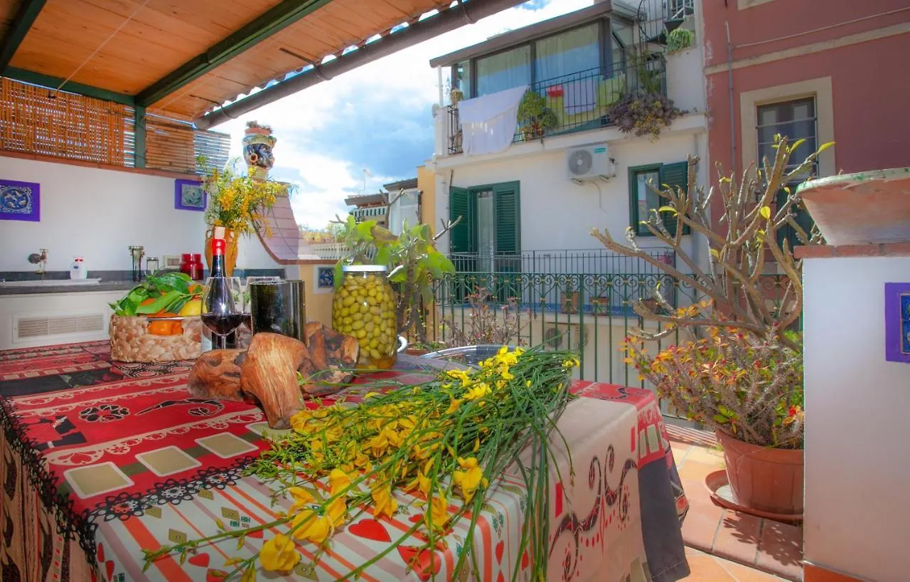 Mikittos Apartment Taormina